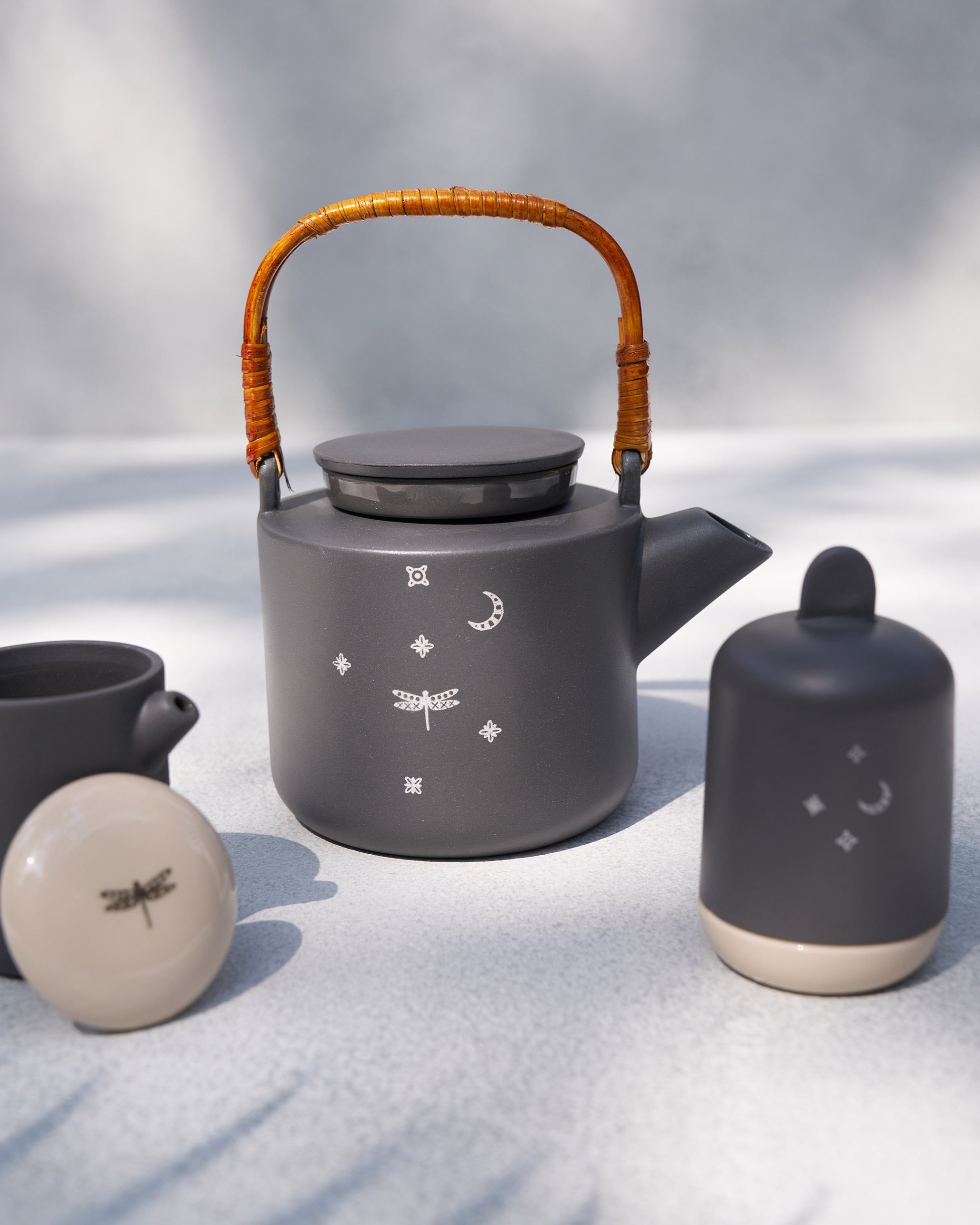 Taramandal Teapot
