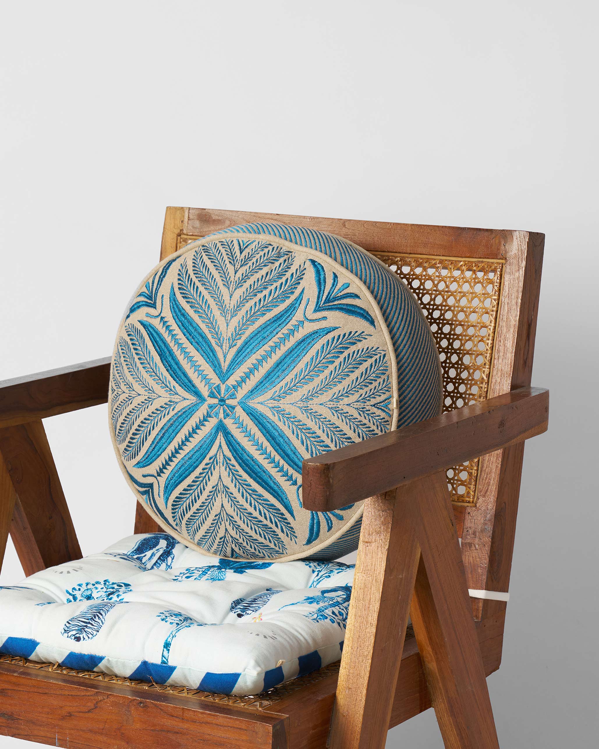 Morocco Leaf Cushion Cover (Blue)