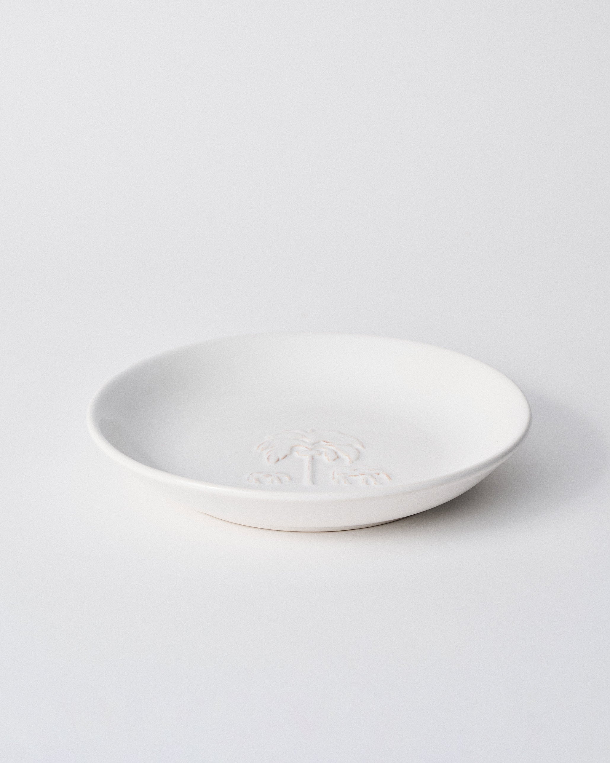 Ele Palm Pasta Plate