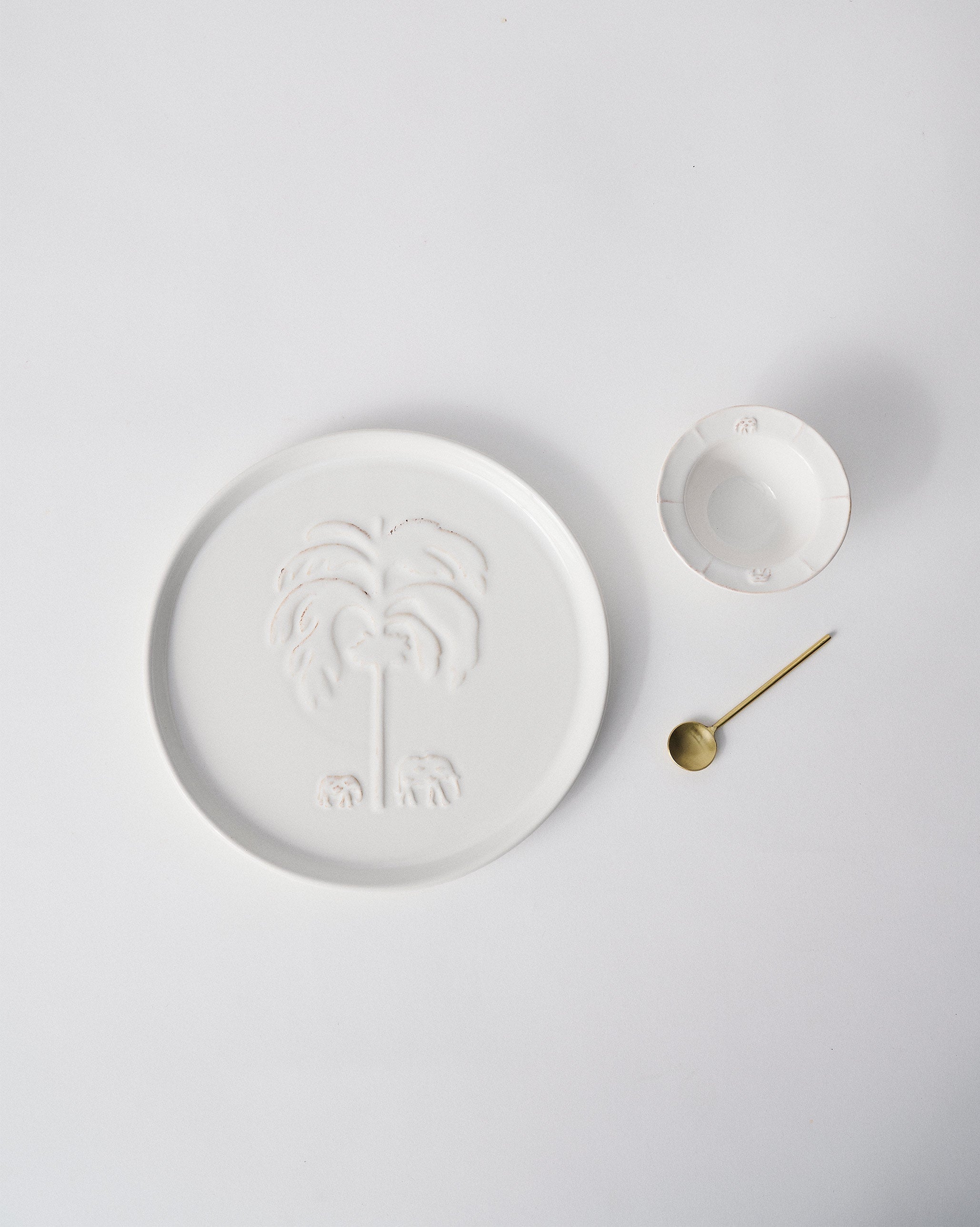 Ele Palm Chip & Dip Platter