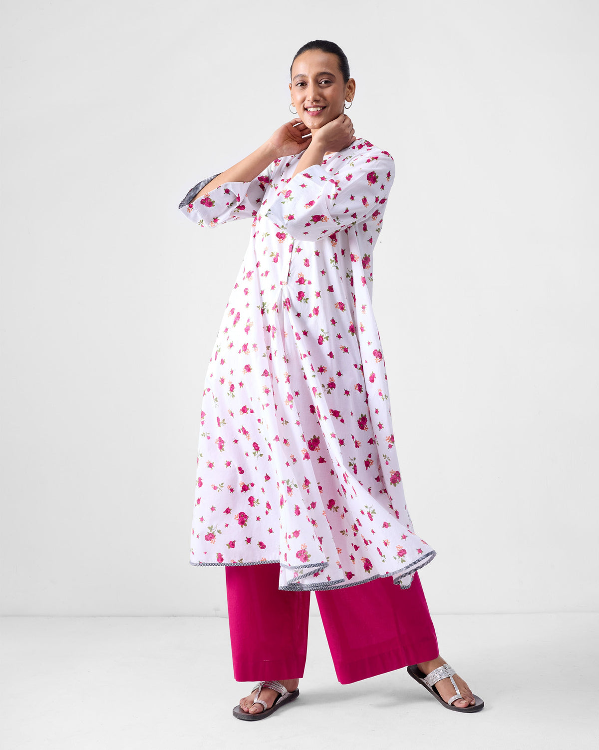 Arina Kurta - White & Fuchsia Print