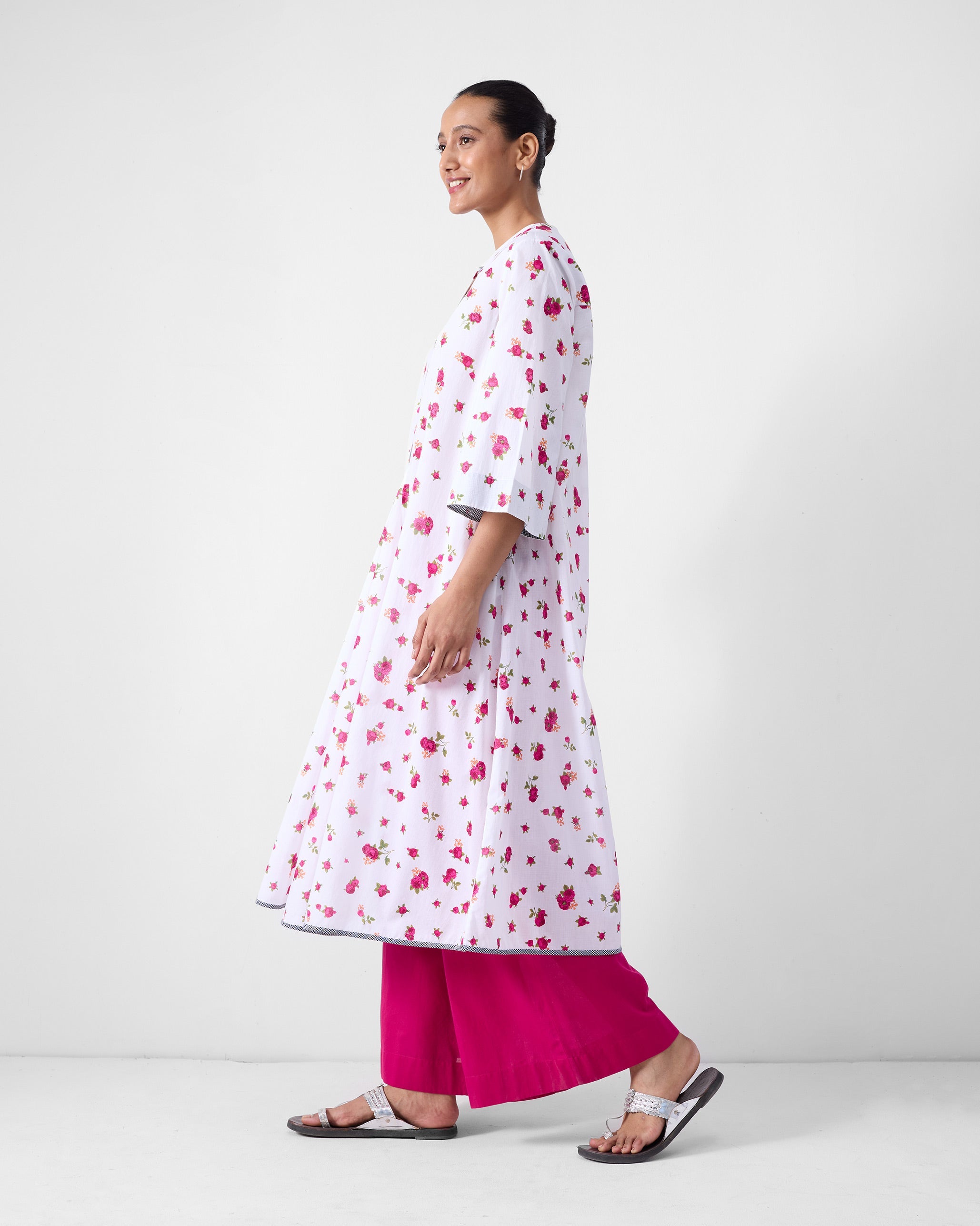 Arina Kurta - White & Fuchsia Print