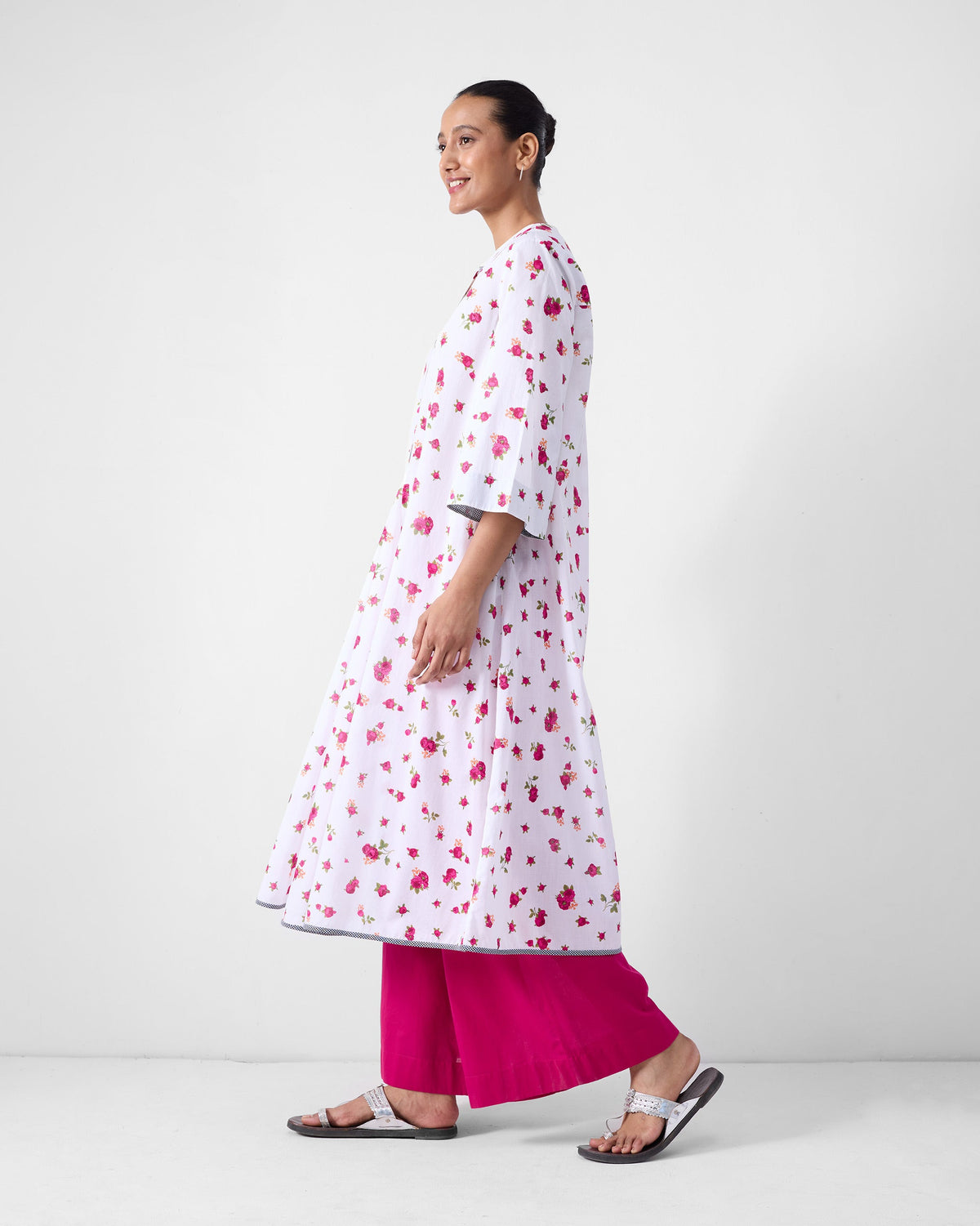 Arina Kurta - White & Fuchsia Print
