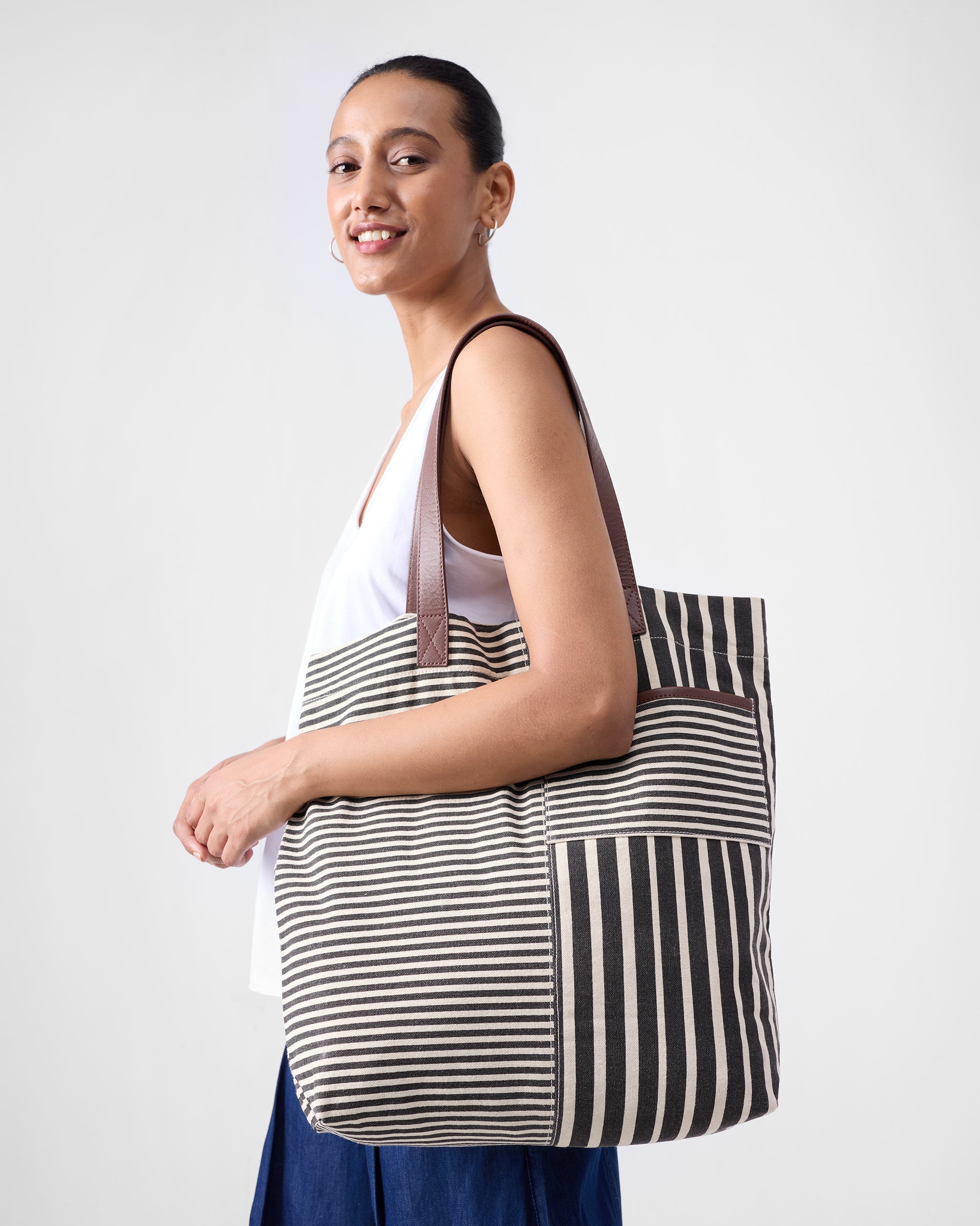 Berber Stripe Tote - Charcoal Stripes