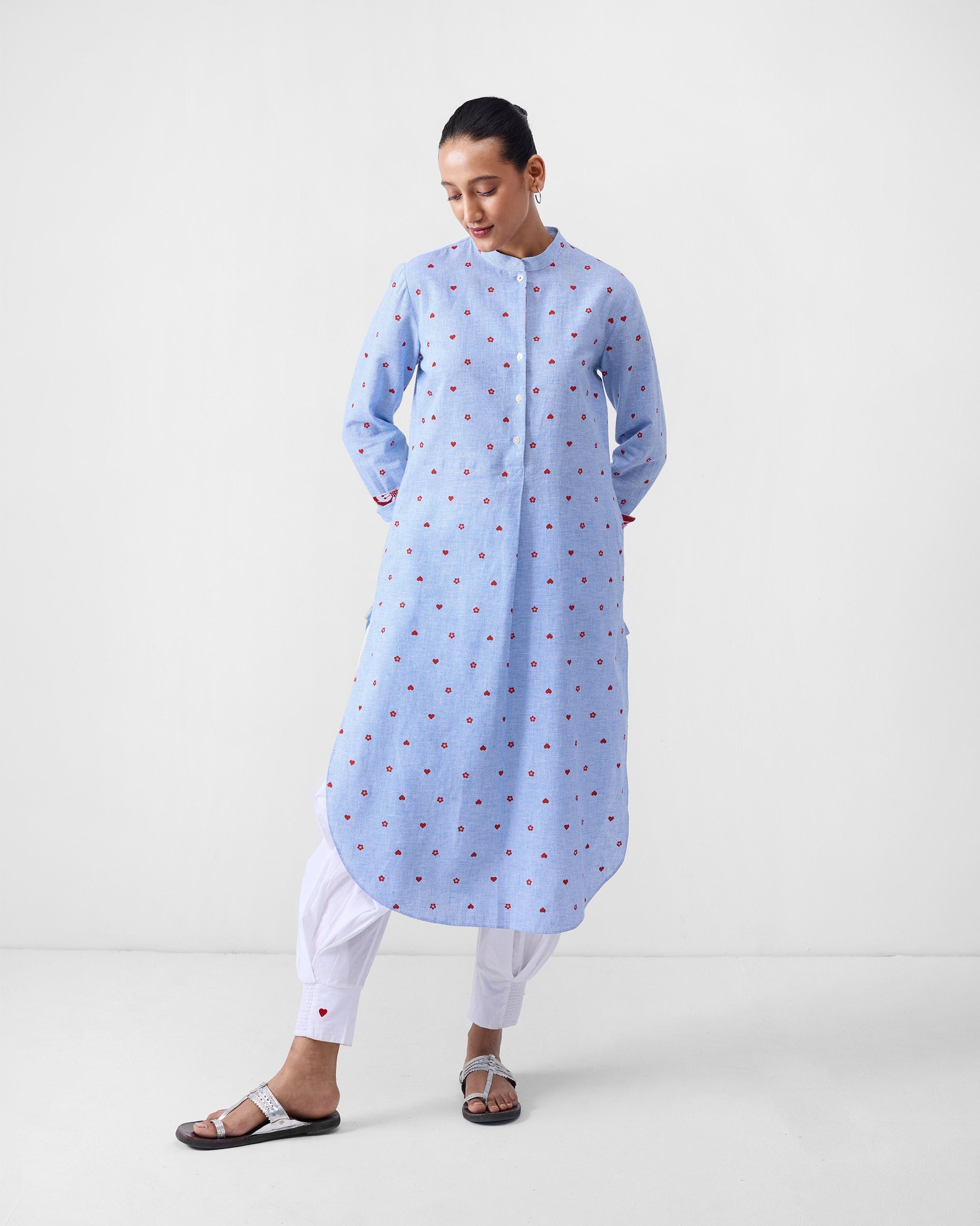 Basic Long Length Kurta - Blue & Red Print