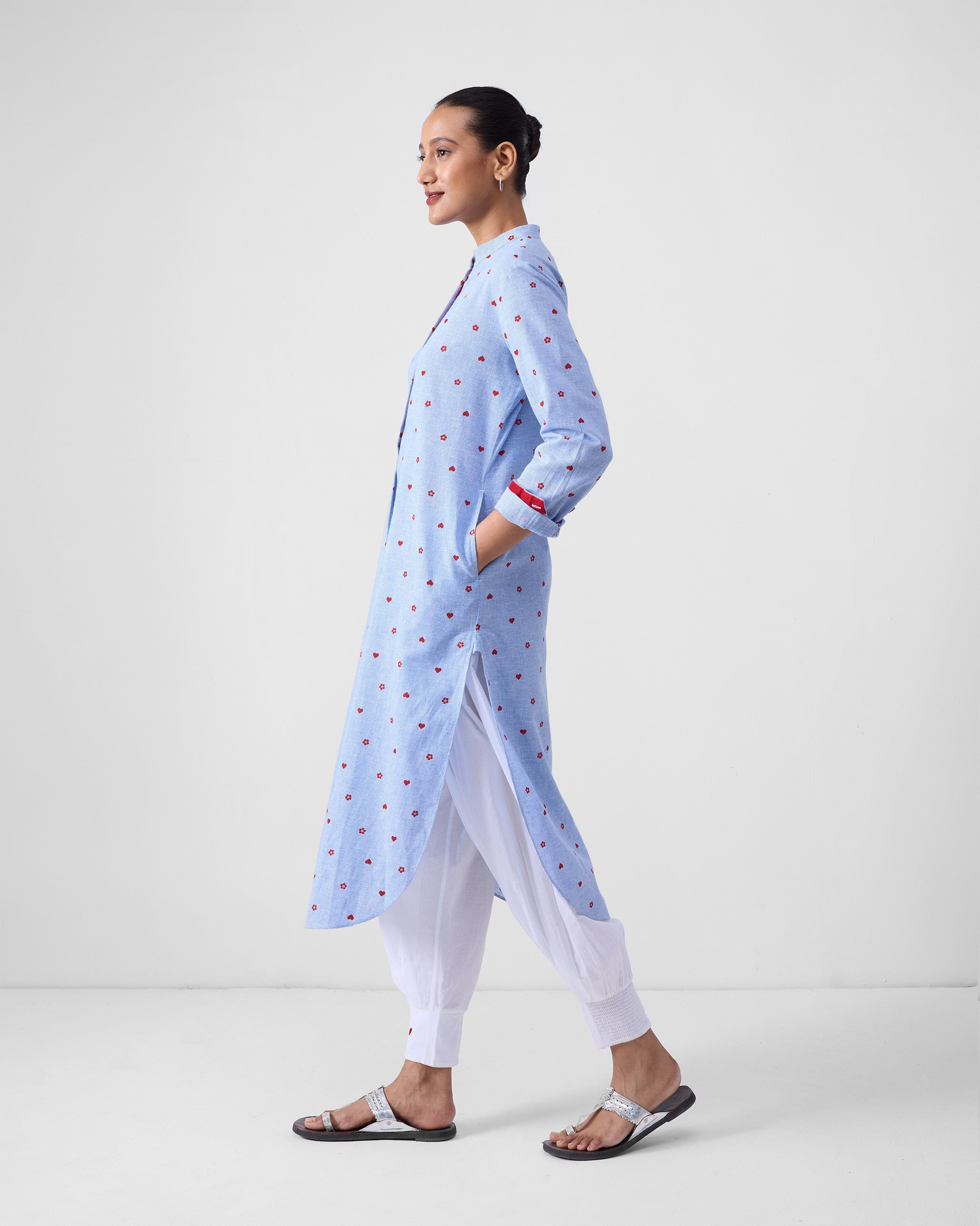 Basic Long Length Kurta - Blue & Red Print