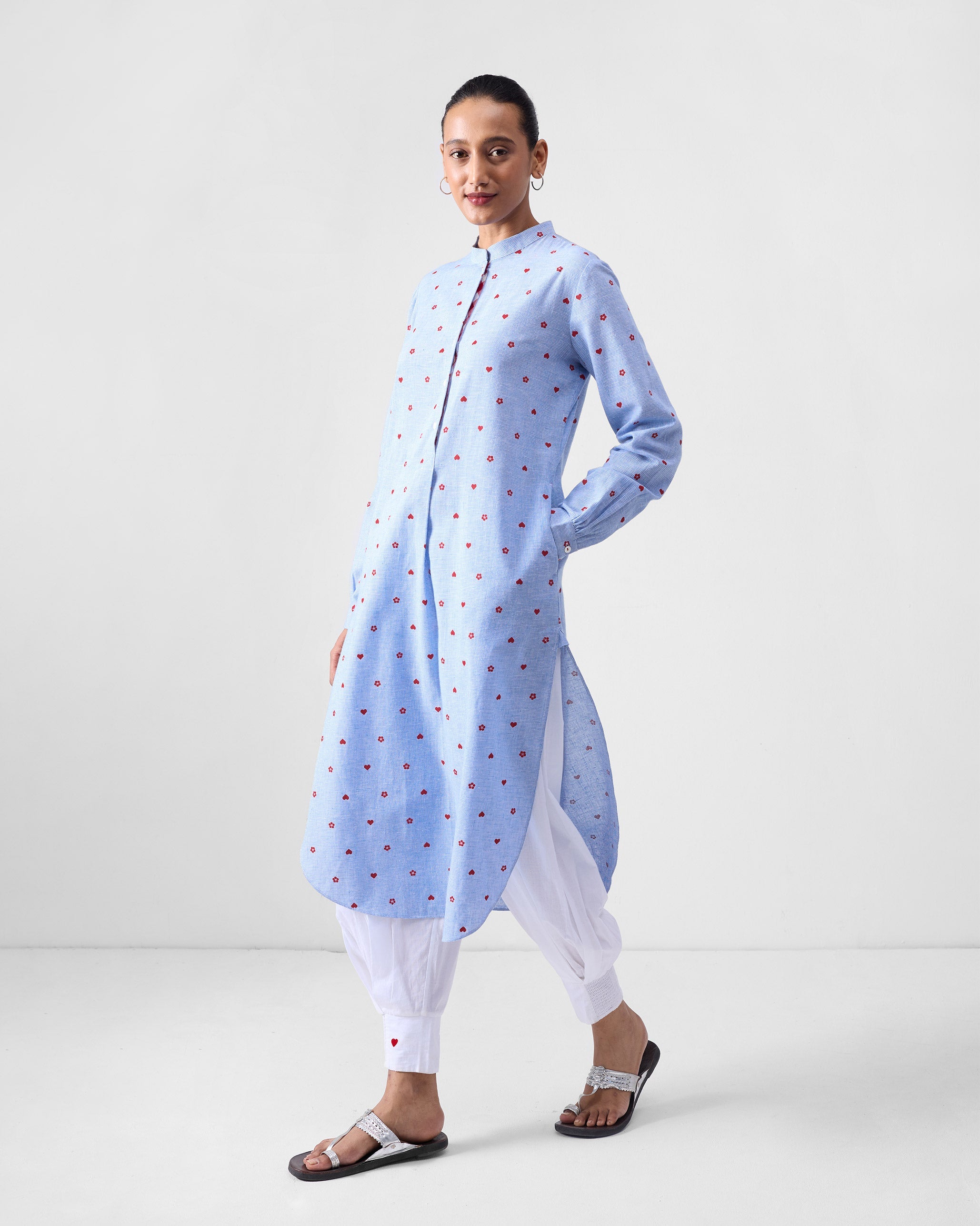 Basic Long Length Kurta - Blue & Red Print