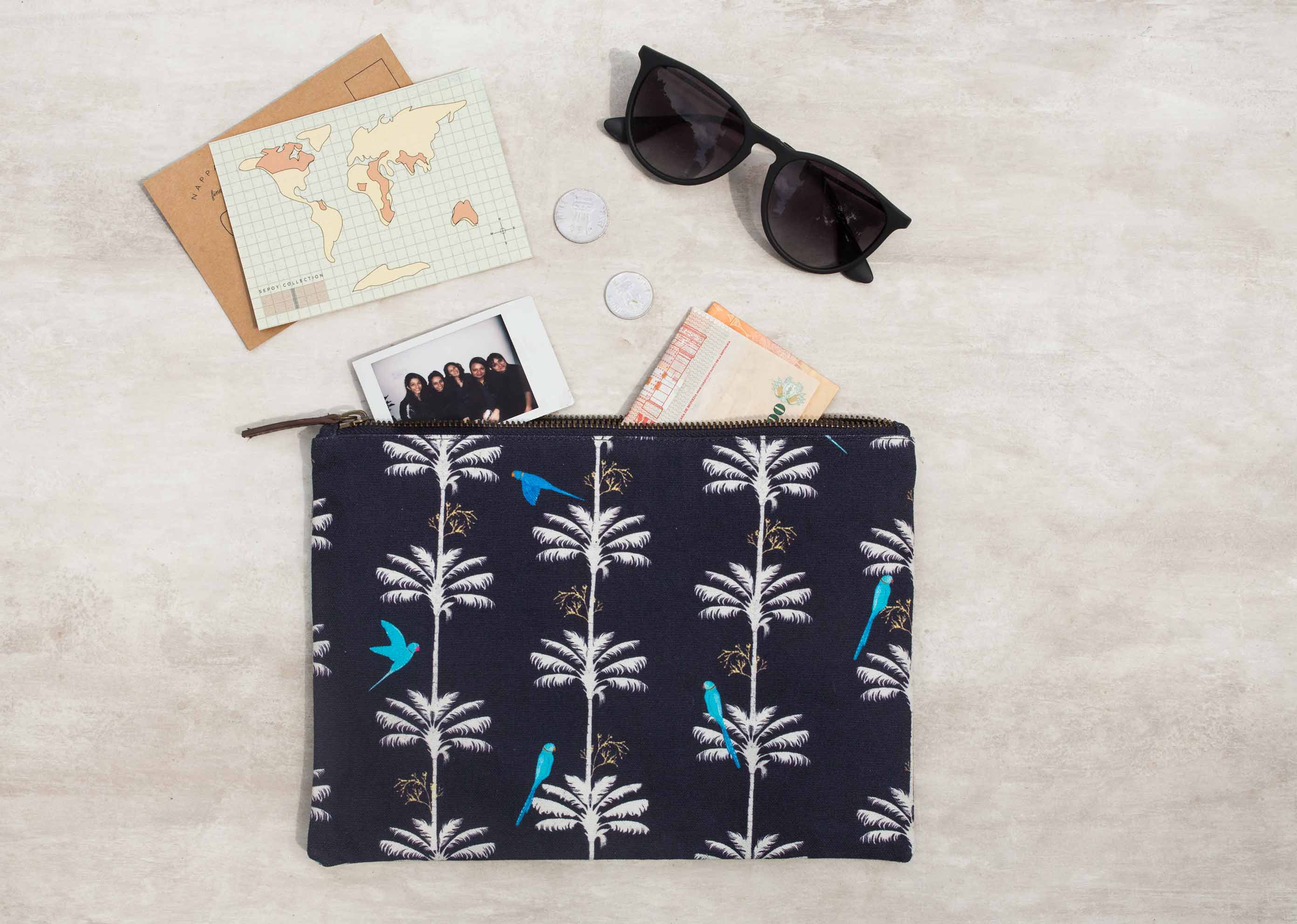 Parakeet Pouch