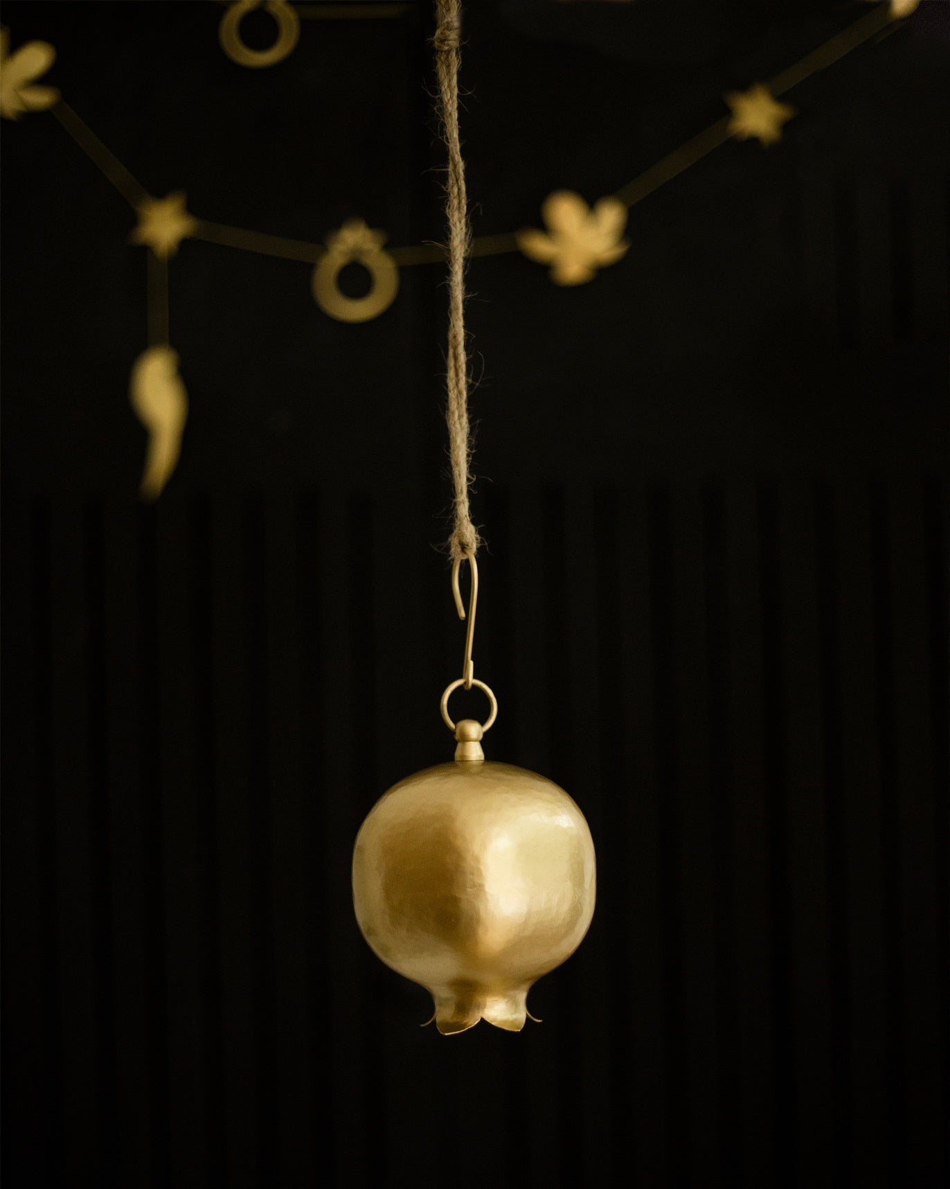 Anar Bell