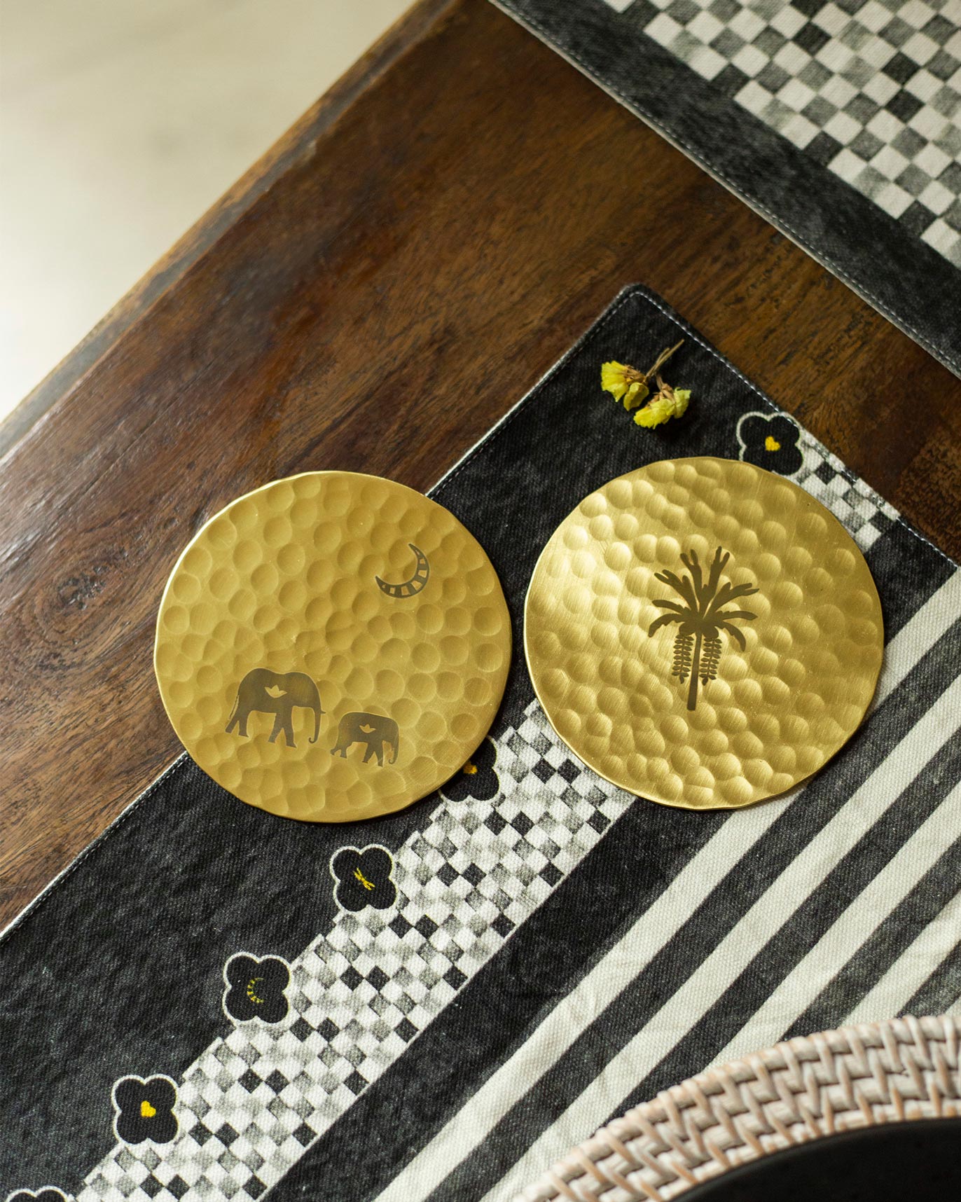 Ele Palm Coasters (Set of 2)