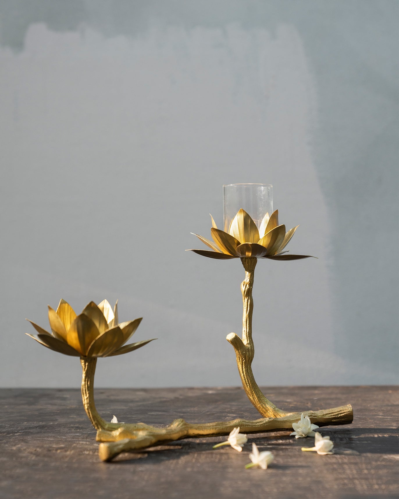 Kamal Tea Light Holder