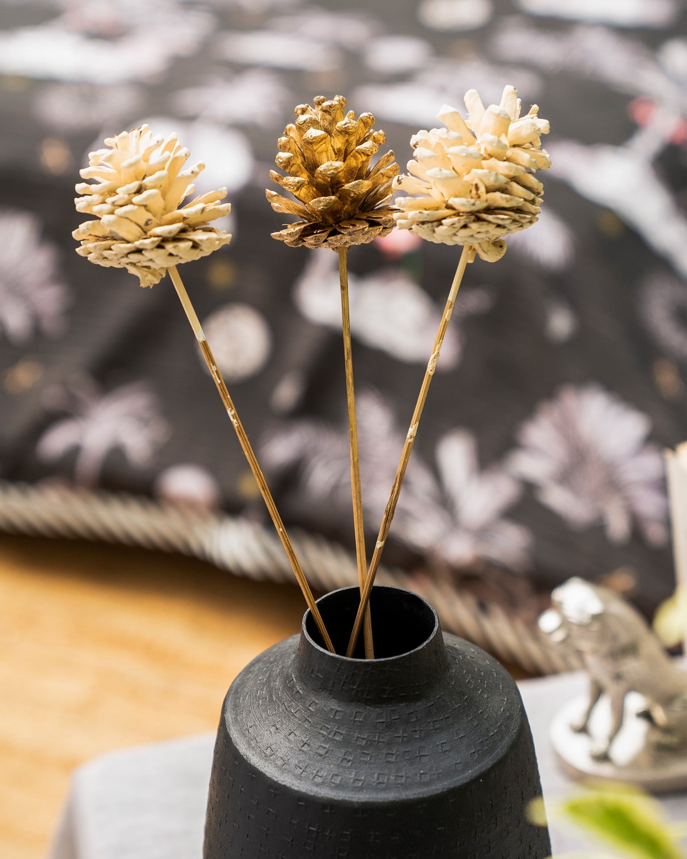 Kangra Pine Cones (Set of 3)