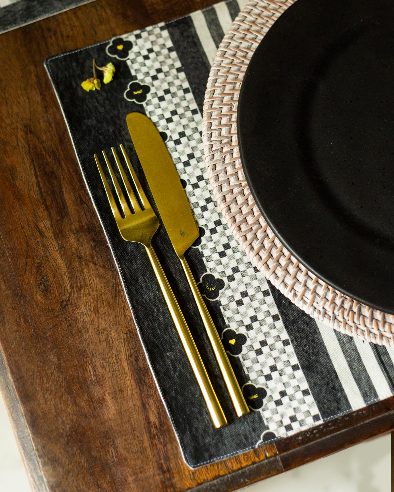 Sitara Fork & Knives (Set of 4)