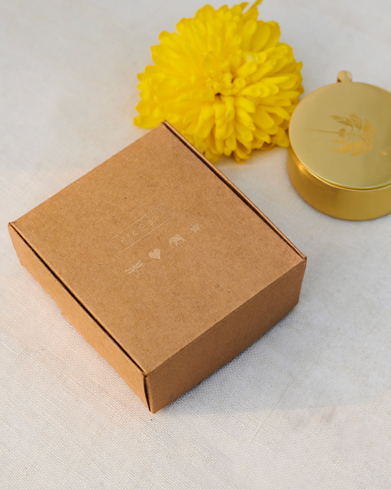 Waadi Kesar Box Gold