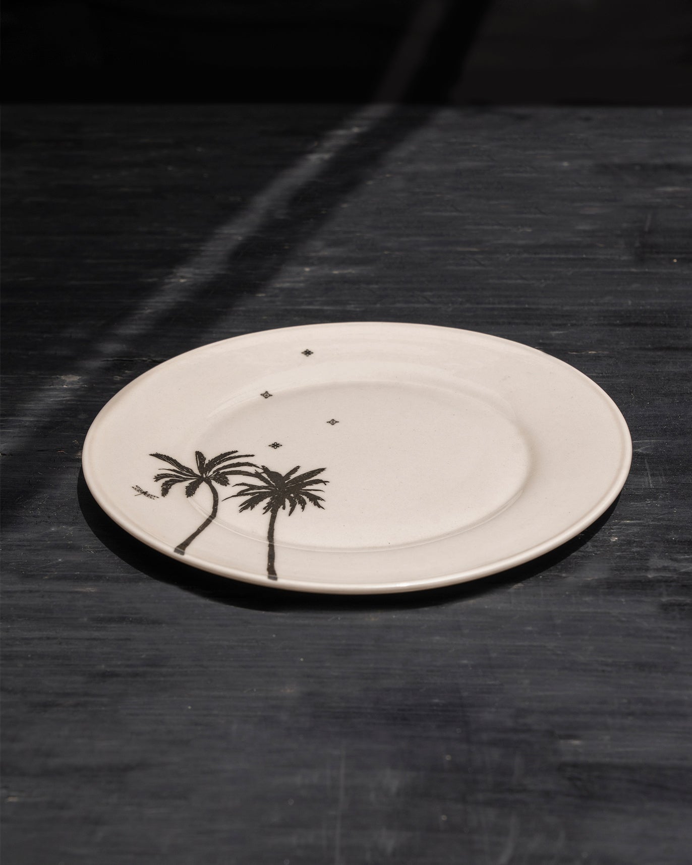 Swaying Palm Quarter Plate - Ivory