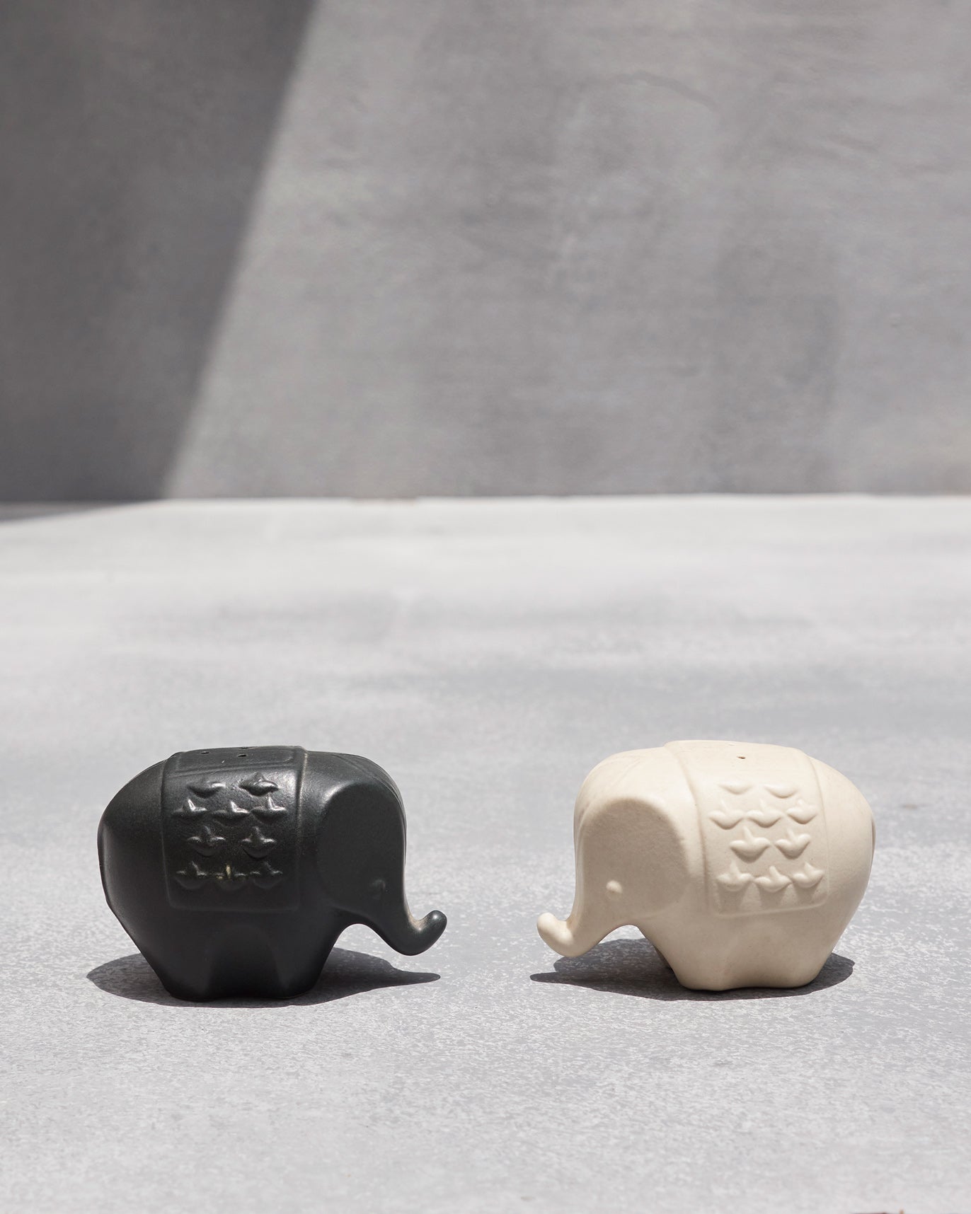 Hathi Salt & Pepper Shaker (Set of 2)