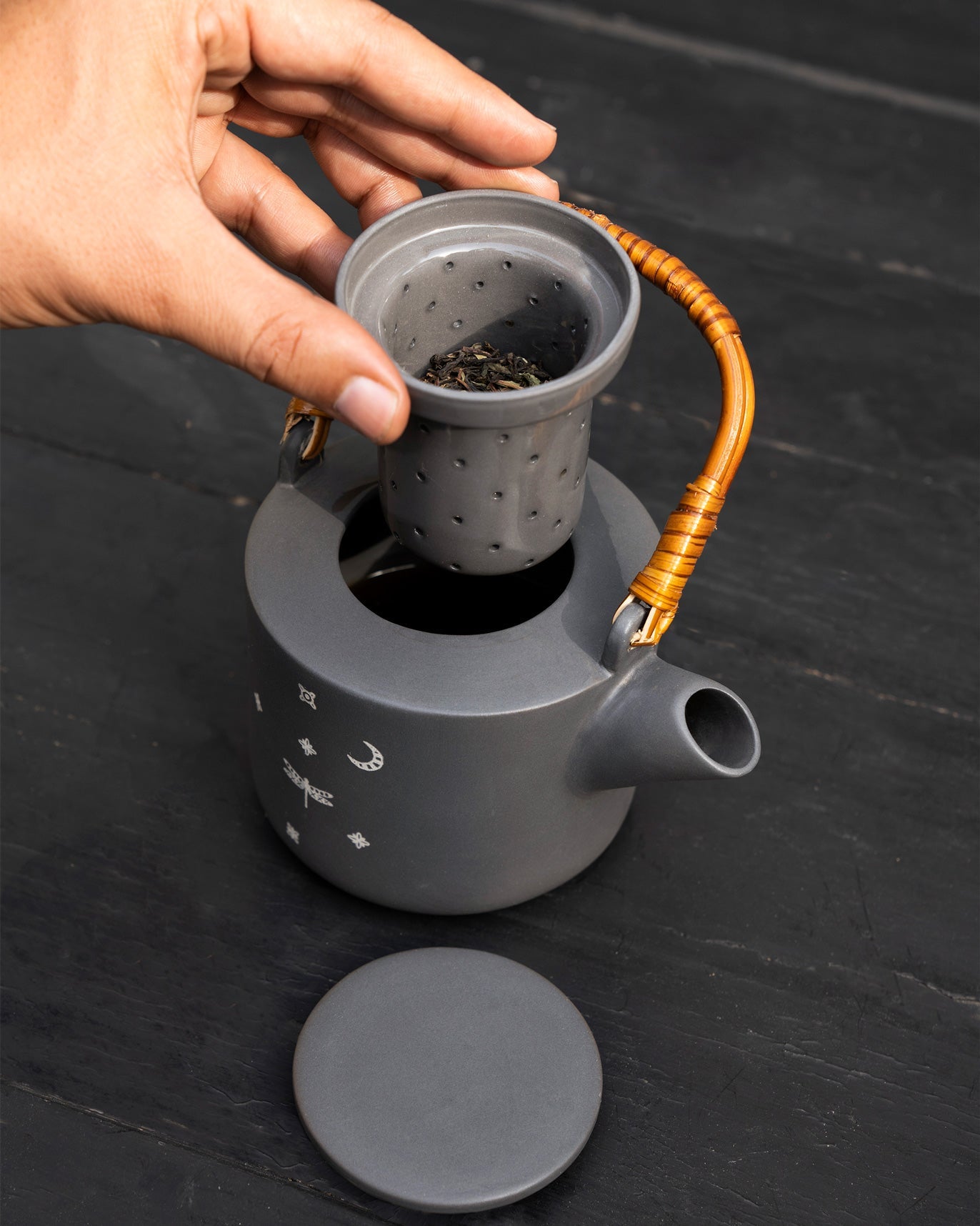 Taramandal Teapot