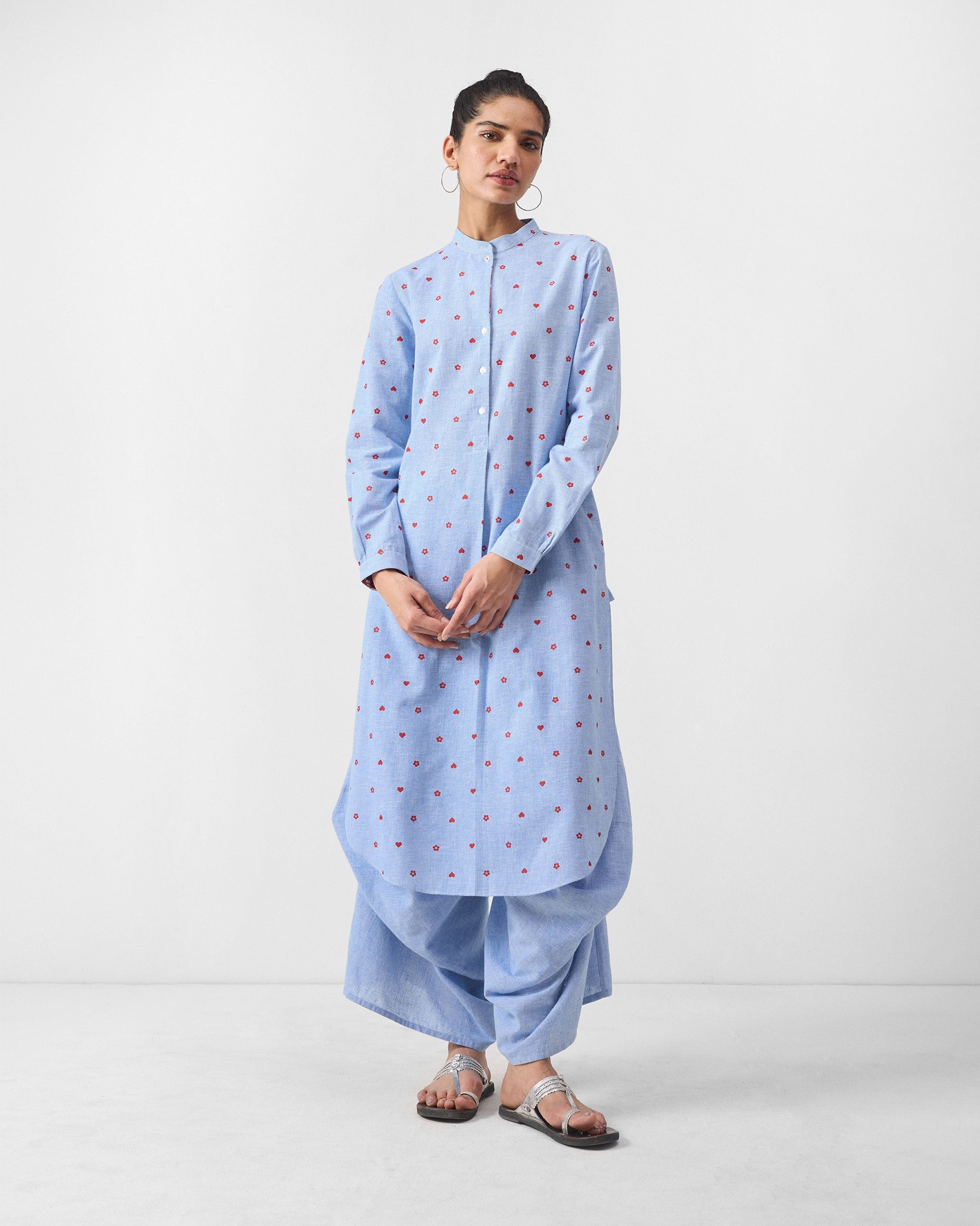 Basic Long Length Kurta - Blue & Red Print