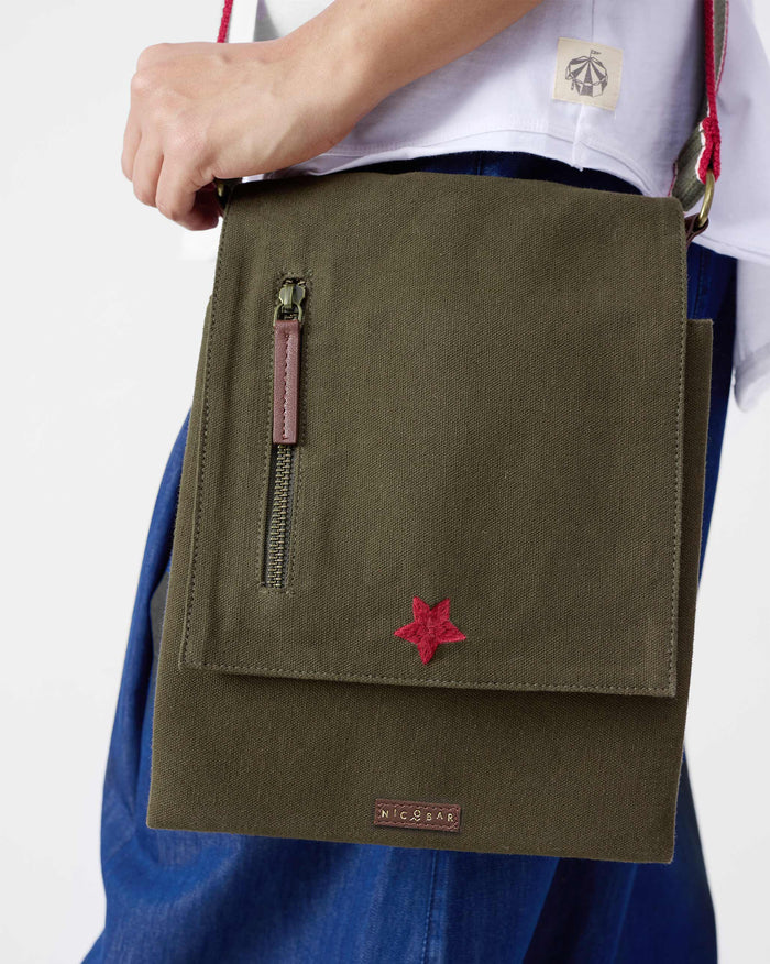 Safari Men's Messenger - Olive