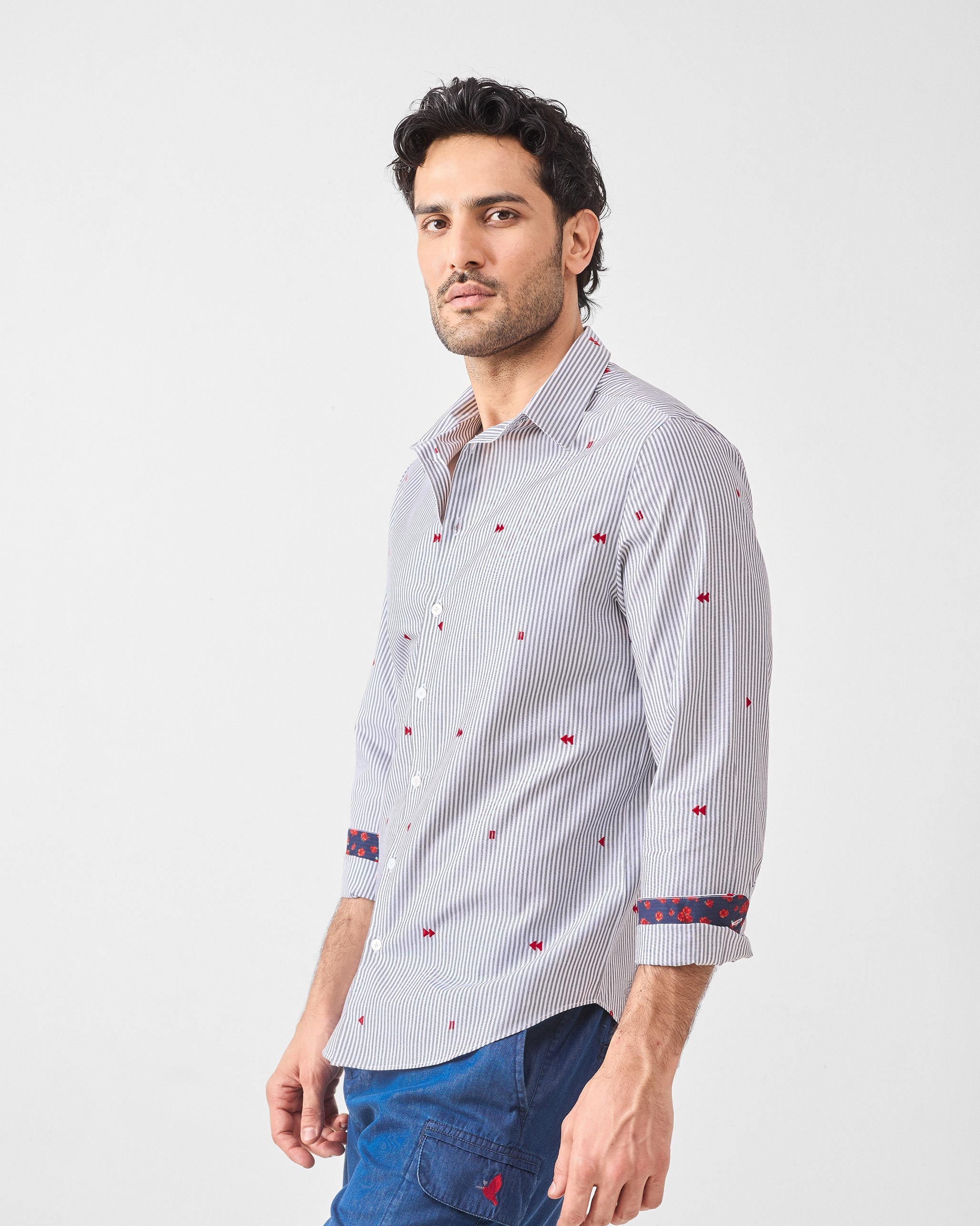 Hakuna Shirt - Red Embroidered