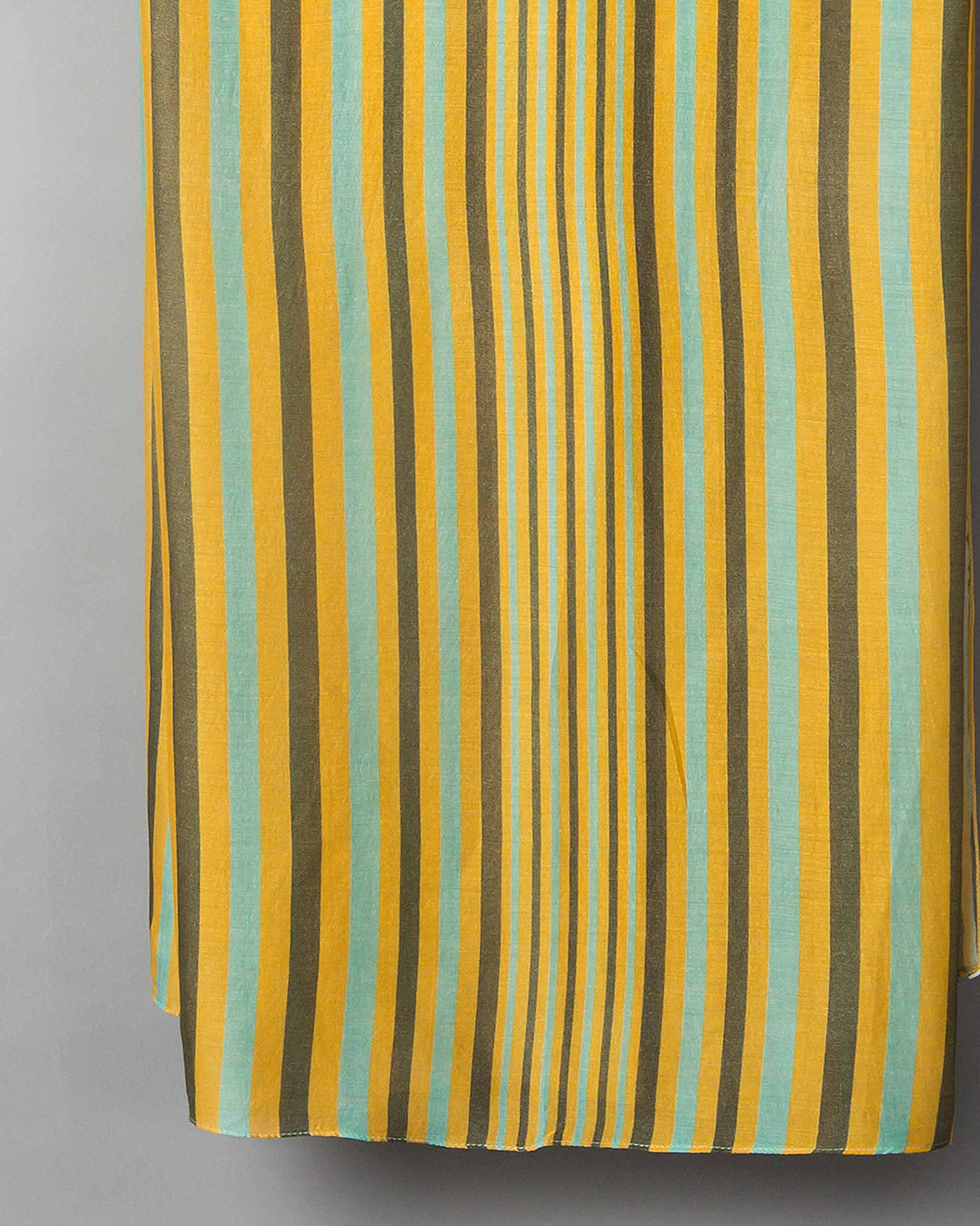 Delta Scarf