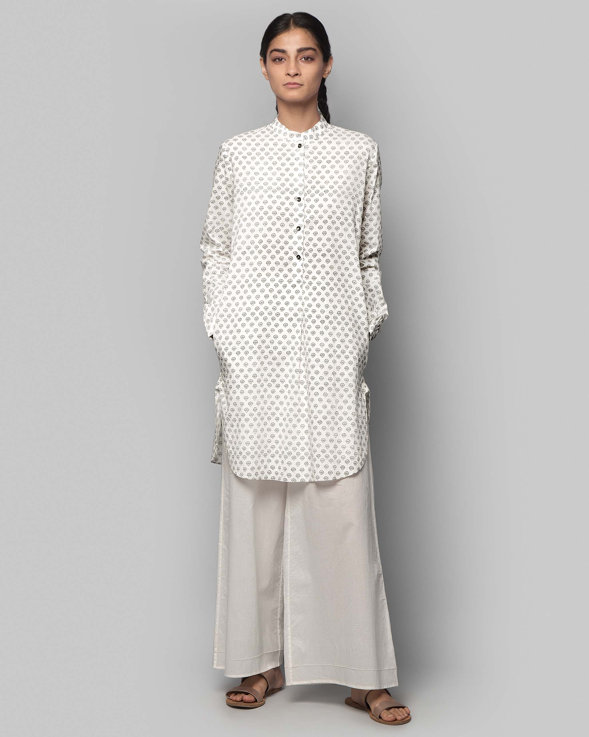 Pewter Mid-Length Kurta - Charcoal Boota