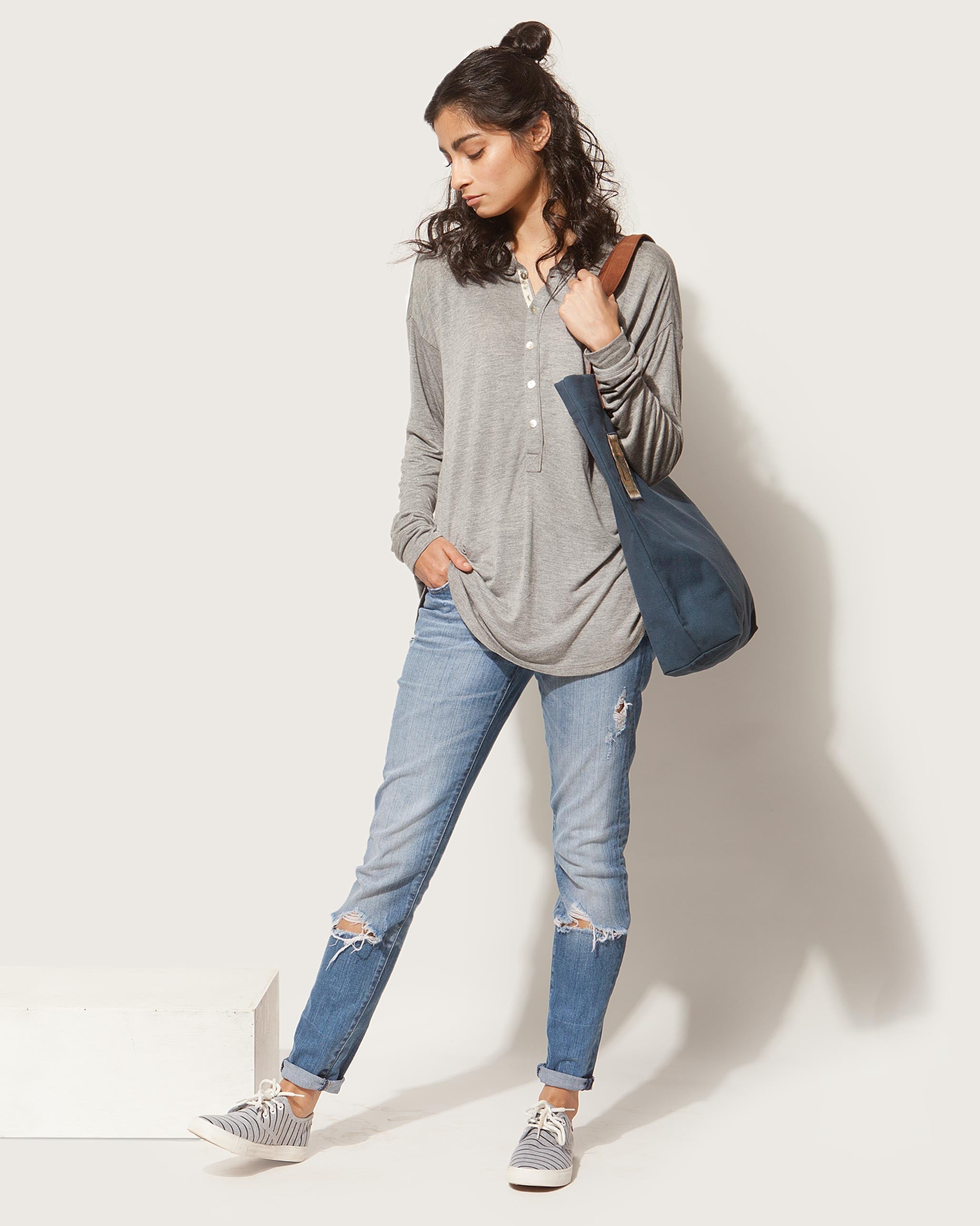 Ukiyo Henley - Soft Grey