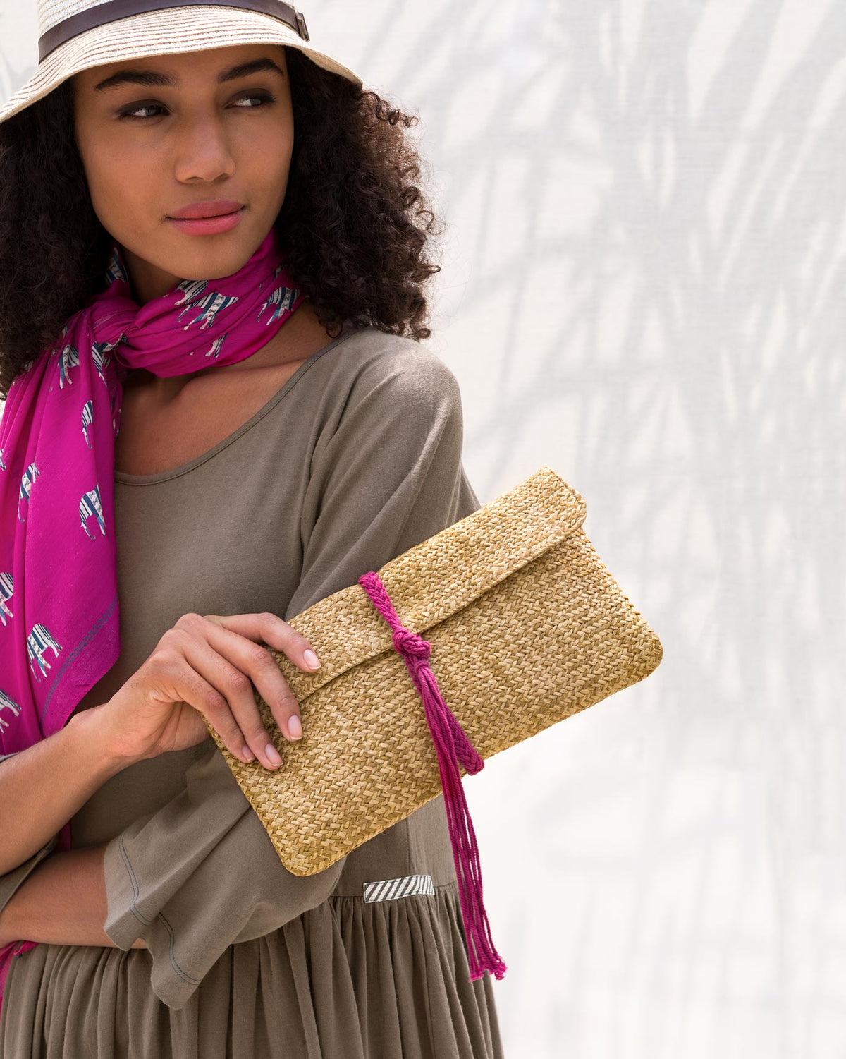 Raffia Flap Clutch - Fuchsia