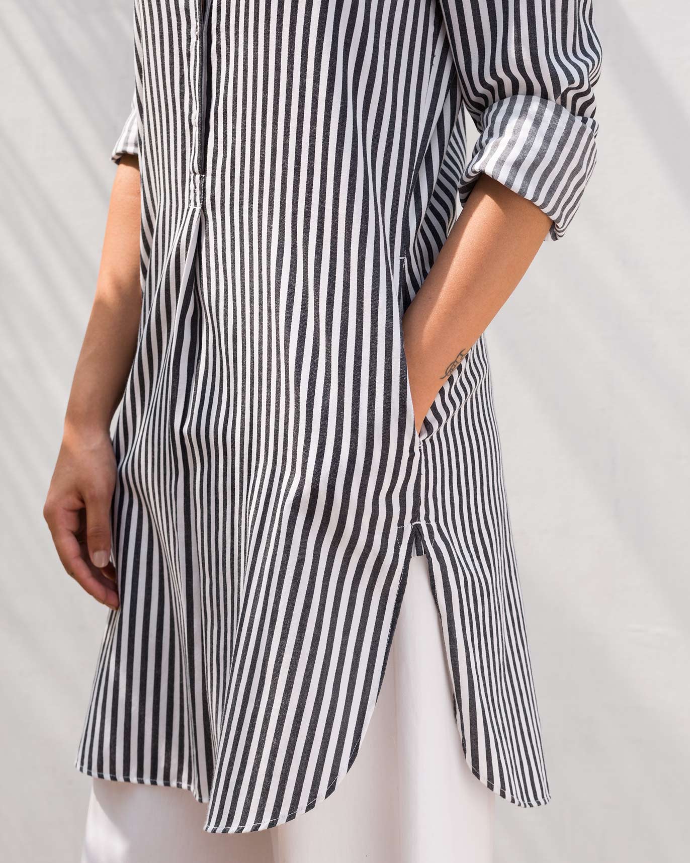 Classic Mid-Length Stripe Kurta - Black & White