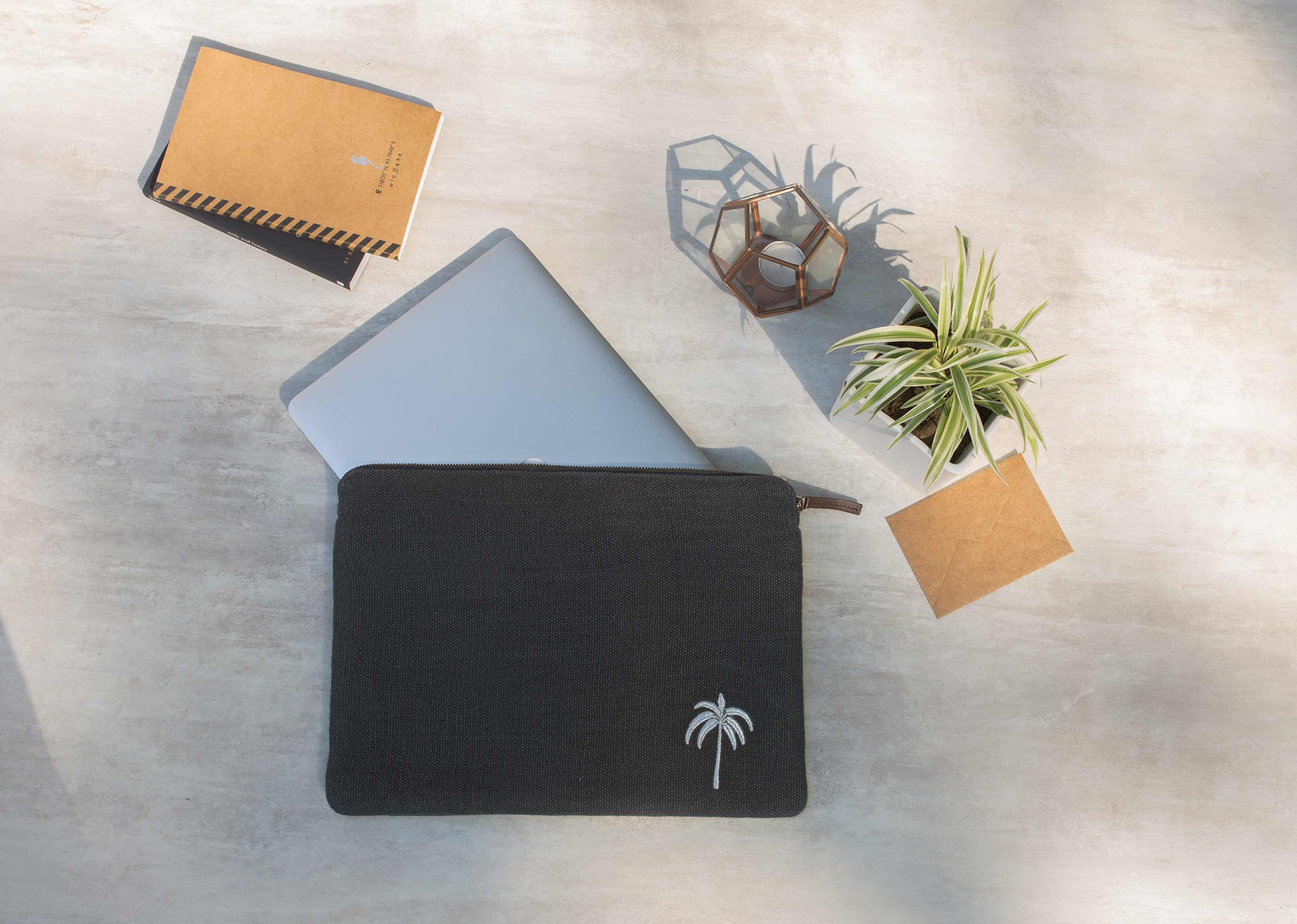 Palm Laptop Sleeve - Small