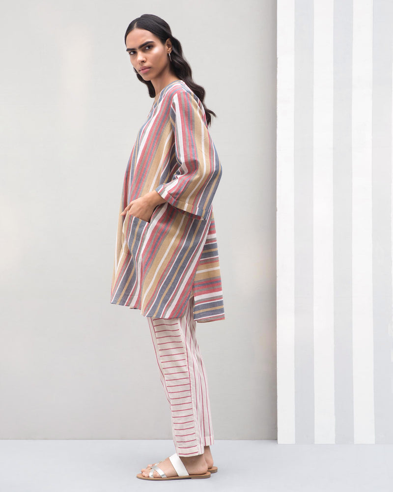 Back Slit Stripe Kurta