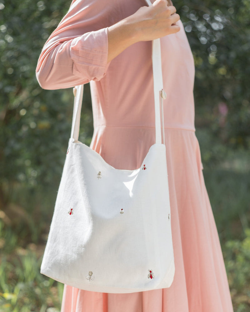 Crescent Bag - Ivory & Red