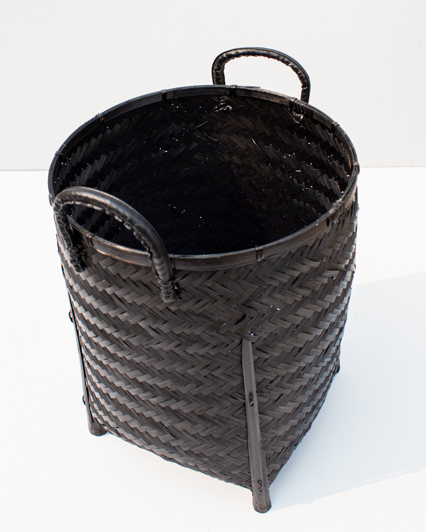 Laundry Basket with Cover