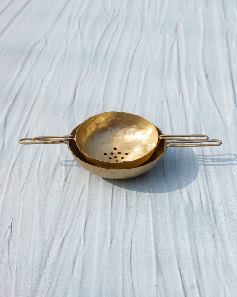 Tea Strainer with Rest