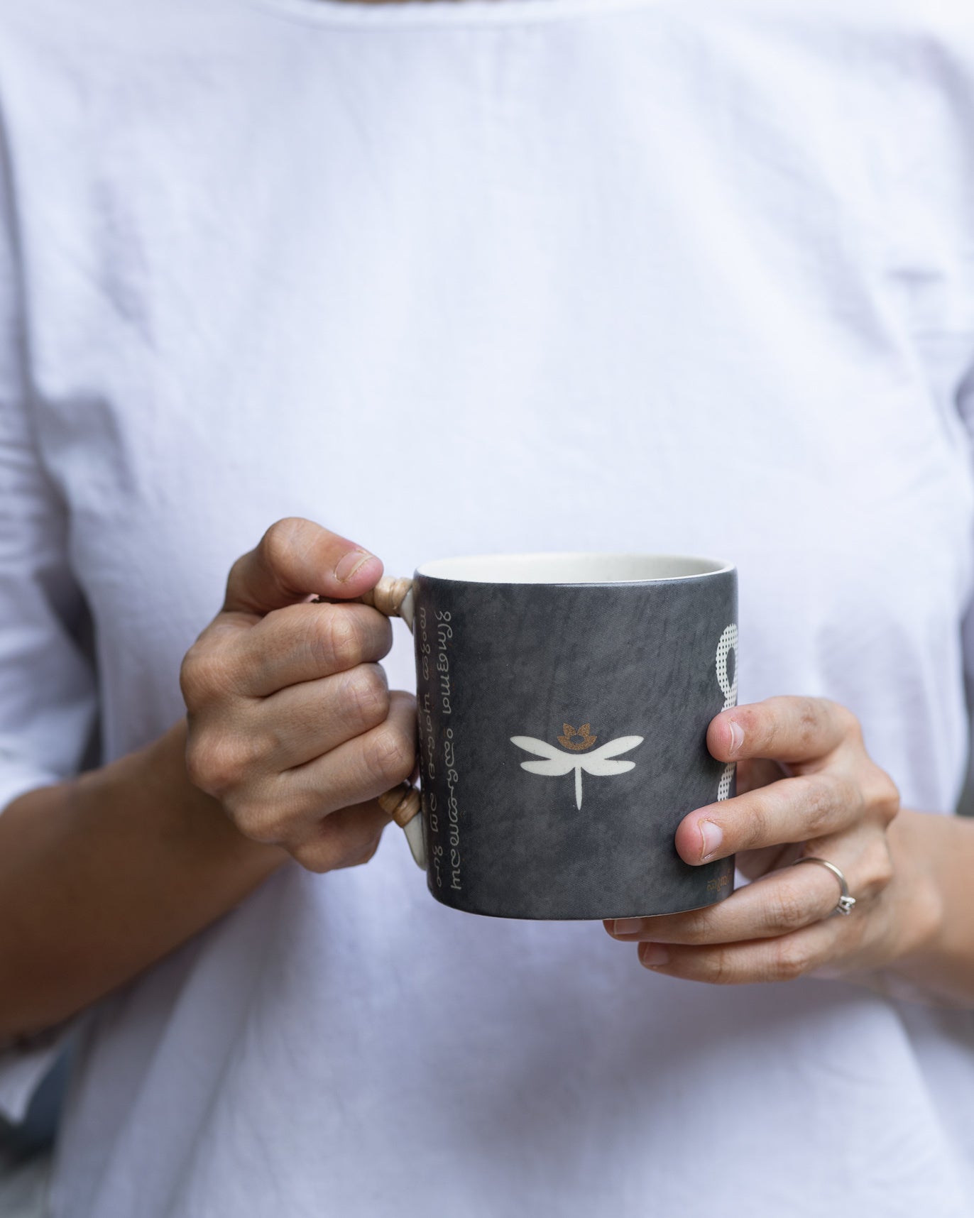 Flowerfly Straight Mug