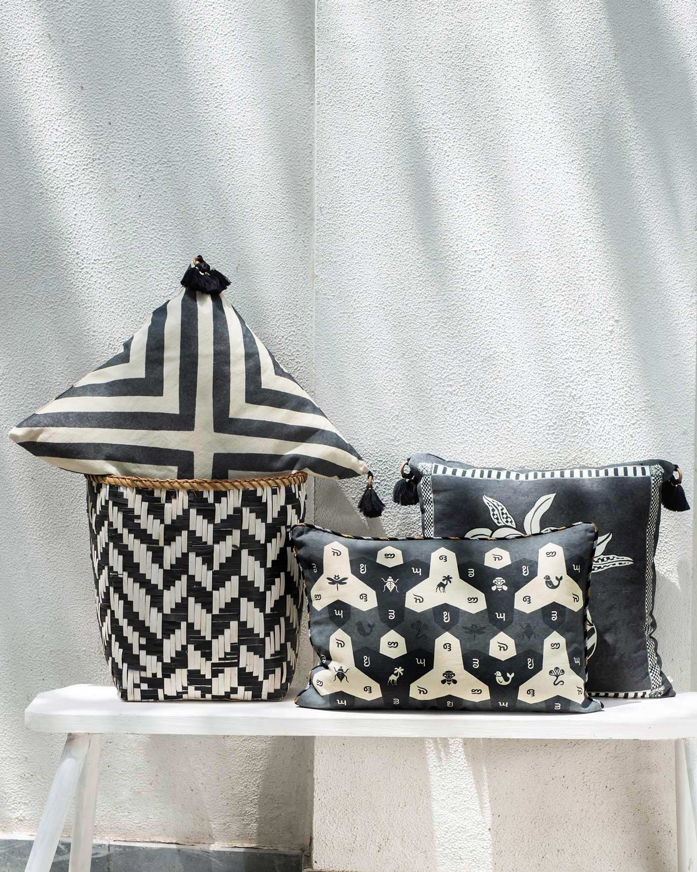 Nizara Herring Cushion - Charcoal