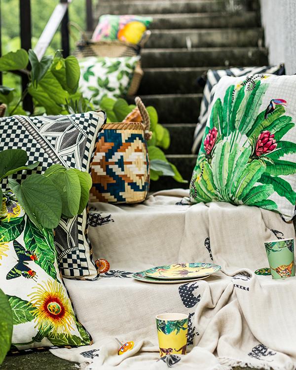 Madagascar:  Deck Up Your Indoor Oasis