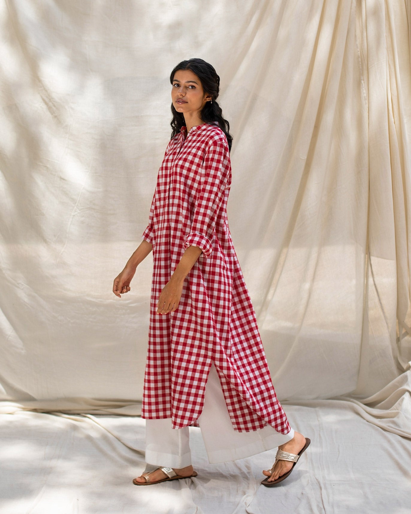 Smocked Back Kurta - Red & White