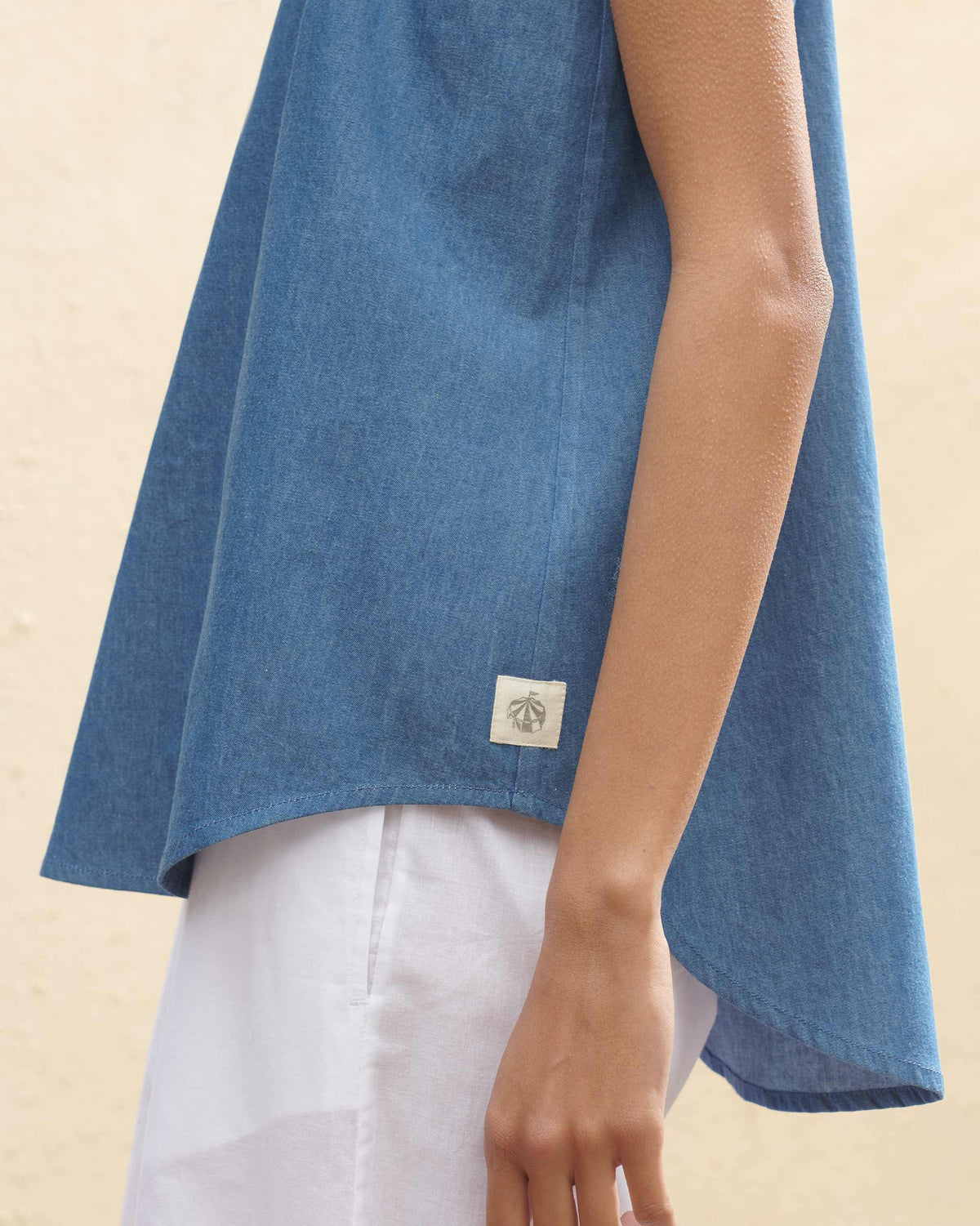Ukiyo Racerback Tank - Blue