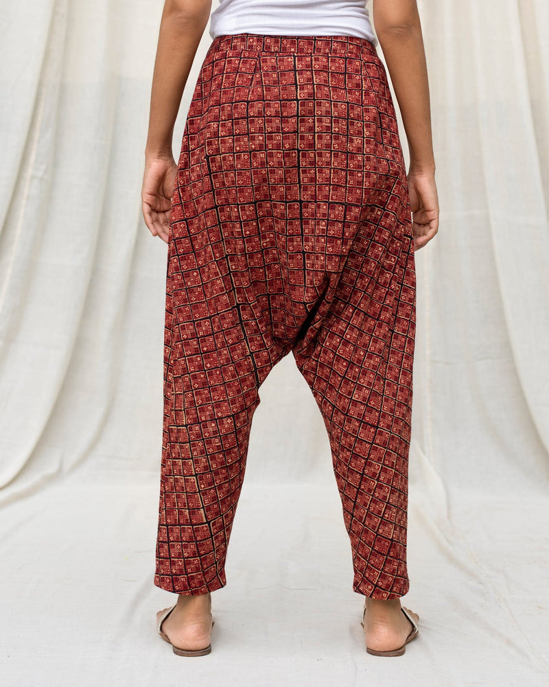 Jinan Slouchy Pants - Red & Black