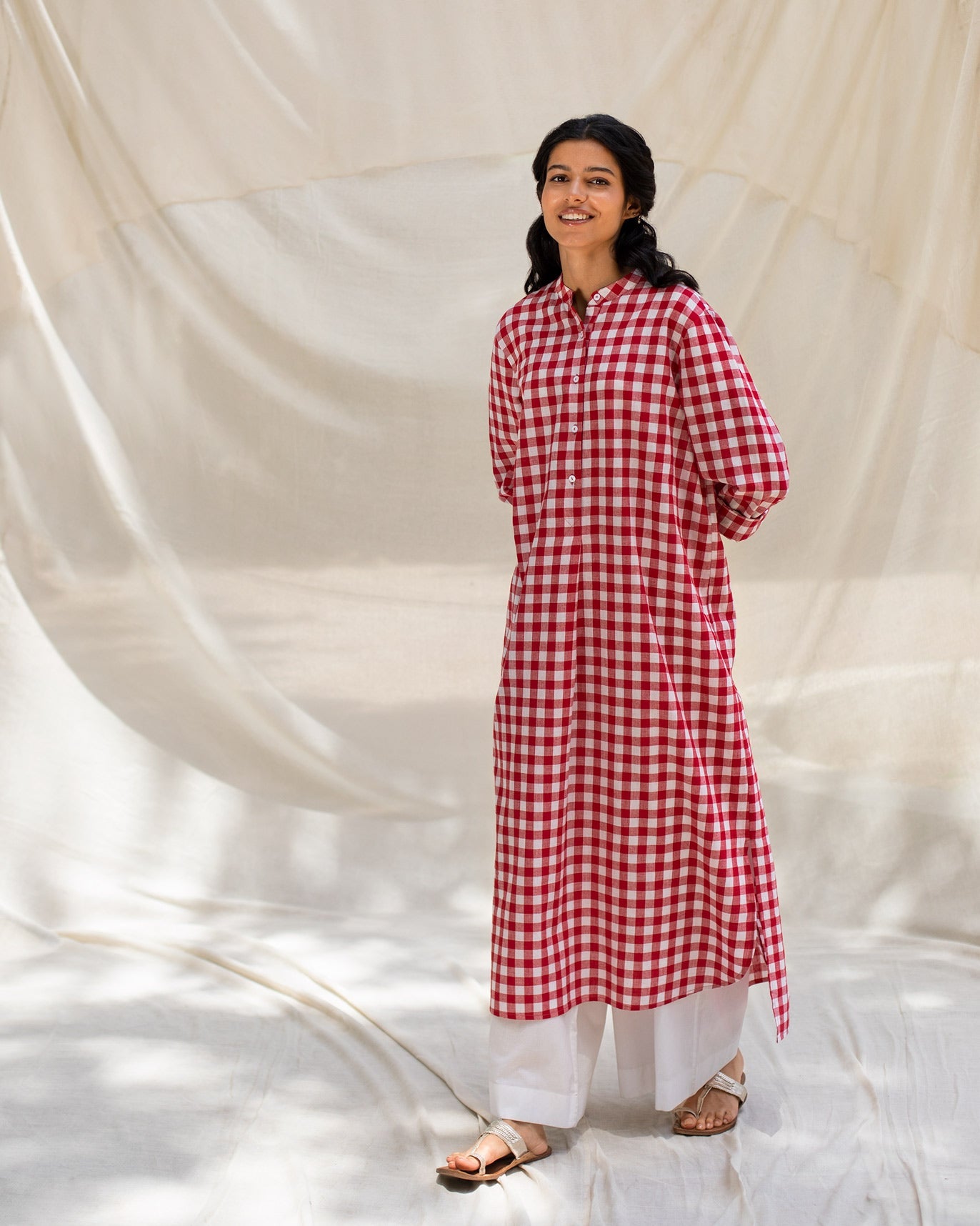 Smocked Back Kurta - Red & White